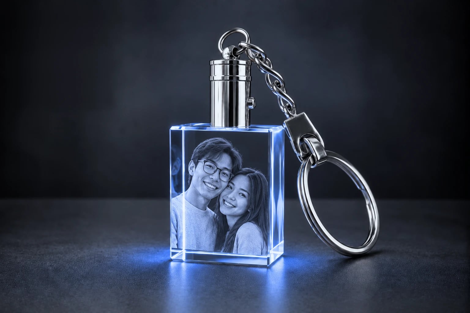 Rectangle Keychain with a photo engraved inside